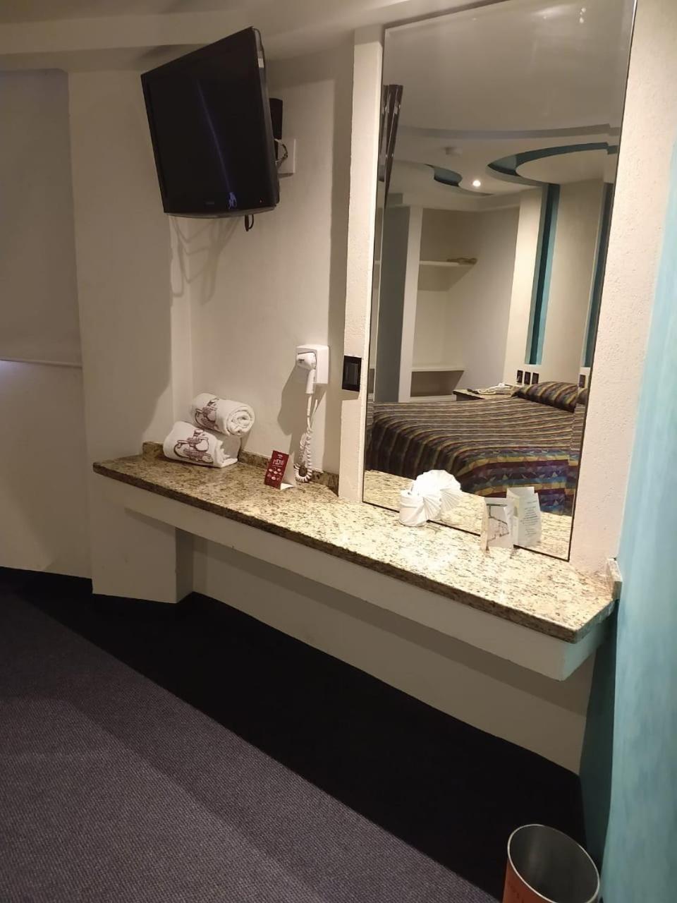 Hotel Siesta del Sur Città del Messico Esterno foto